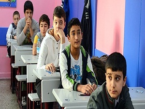 1.3 milyon öğrencide Pazartesi heyecanı