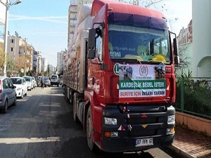 İHH'dan Reyhanlı'daki Suriyelilere yardım