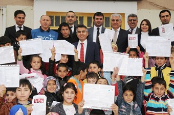 Batman’da 169 bin öğrenci karne heyecanı yaşadı