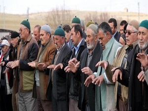 Nevşehirli çiftçiden yağmur duası