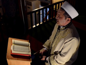 Almanya'da Müslümanlar orduda imam istiyor