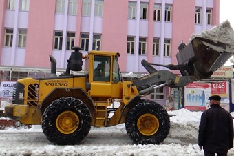 Hakkari'de 15 köy ile 47 mezra yolu halen ulaşıma açılmadı