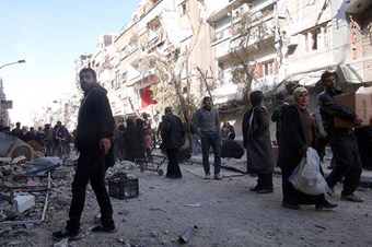 Yermuk'ta yardım dağıtımı sırasında silah sesleri