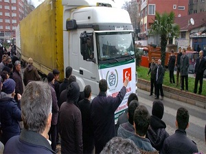 Zonguldak'tan Suriye'ye 2 TIR yardım