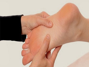 Sabah ayakta oluşan ağrı, topuk dikeni olabilir