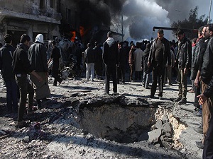 Halep’e varil bombaları yağıyor