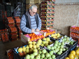 İstanbul'a gelen meyve sebzenin yüzde 70'i kayıt dışı dağılıyor