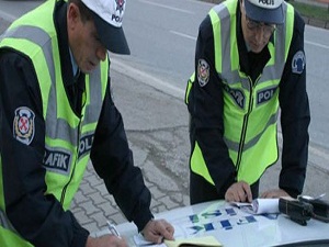 Fahri trafik müfettişlerine sınırlama