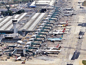 Havalimanı genişletiliyor