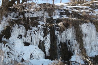 Doğuda şelaleler ve su sayaçları dondu