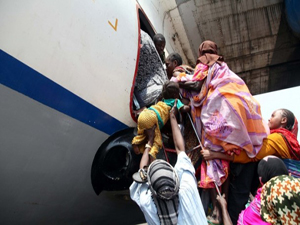 Yavrumu katliamdan kurtarın!