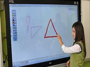 Eski okula akıllı tahta izne tabi