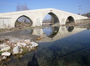 Valide Sultan Köprüsü restore edildi
