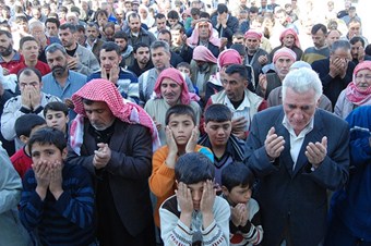 Suriyeliler Türkiye için yağmur duasına çıktı