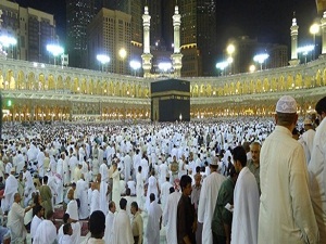 Alevi dedeler ihrama girip umre yaptı