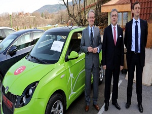 Yerli elektrikli otomobil onlara emanet