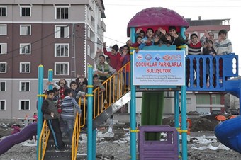 Sosyal projelere 400 milyon lira destek