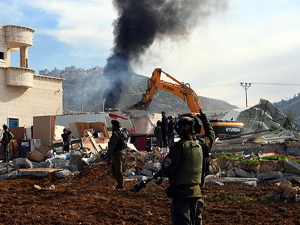 İsrail'den Filistinlilere yıkım tebligatı