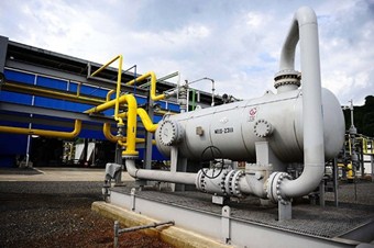 Doğal gaz ithalatında rekora devam