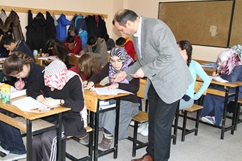 Üniversite sınavlarına etüt katı'nda hazırlanıyorlar