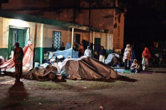 Saldırılardan kaçan Müslümanlar camiye sığındı