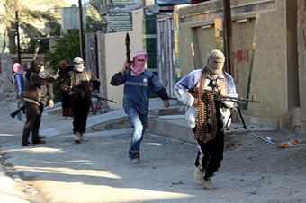 IŞİD Kamışlı'da cami, medrese ve türbe yıktı