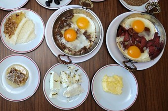 Tereyağı, yumurta ve kırmızı eti eksik etmeyin