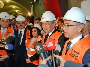 Tünellerin 2 yılda bitmesi muazzam bir başarı