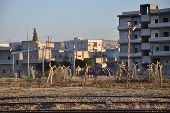 Mürşitpınar Sınır Kapısı geçici olarak açıldı
