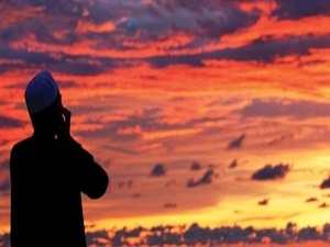 Alman çift ezan nedeniyle açtığı davayı kaybetti