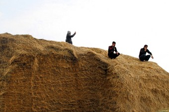 Cep telefonuyla konuşmanın eziyet olduğu ilçe