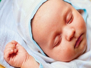 Bebekler de reflü oluyor