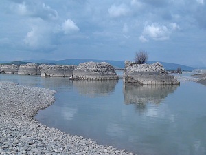 Kırk Ayaklı Köprü koruma altına alınsın