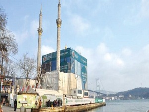Ortaköy Camii açılışa hazırlanıyor