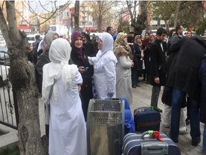 75 engelli ve ailesi kutsal topraklara uğurlandı