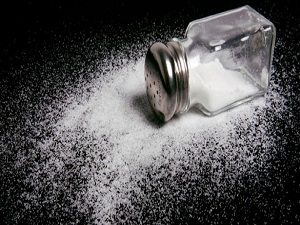 Çok fazla tuzlu yiyecek yaşlanmayı hızlandırıyor