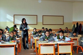 Öğretmenlerin ders alanlarına yeni düzenleme