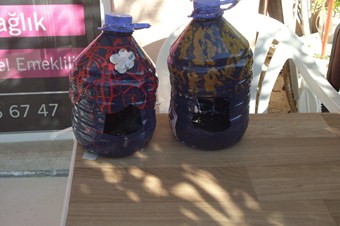 Plastik petler kuşlar için yuva oldu