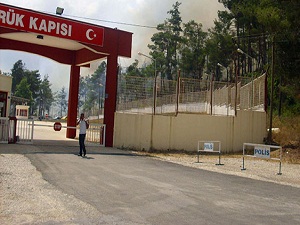 Muhalifler, Lazkiye’ye açılan Kesep Sınır Kapısı’nı ele geçirdi