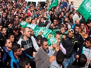 İsrail'in katlettiği üç Filistinli'nin cenazesi kaldırıldı