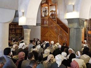 Görmez Yemenlilere hutbe irat etti