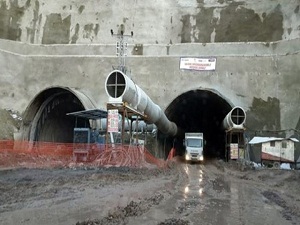 Ordu Çevre Yolu Tünellerinin İlk Etabı Açıldı