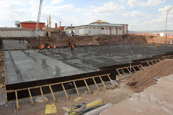 CÜ’de bin kişilik öğrenci yurdunun temeli atıldı