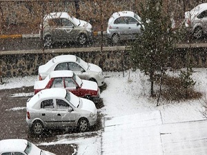 Erzurum'da kar sürprizi