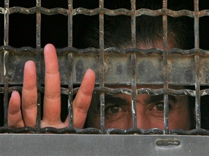 5 bin Filistinli zindanda