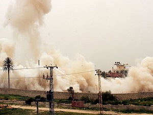 İsrail'den Filistinlilere saldırı: 3 yaralı