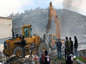 İsrail Filistinlilerin evlerini yıktı