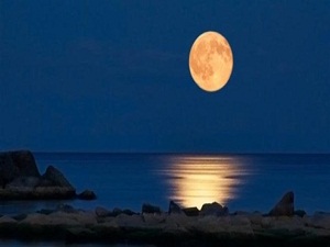 Ay daha da genç olabilir