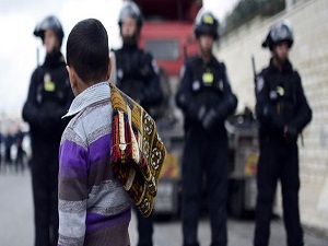 İsrail, 50 Filistinliyi gözaltına aldı