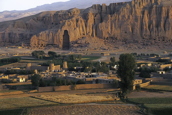 İstikrar ve Huzura Koşan Afganistan